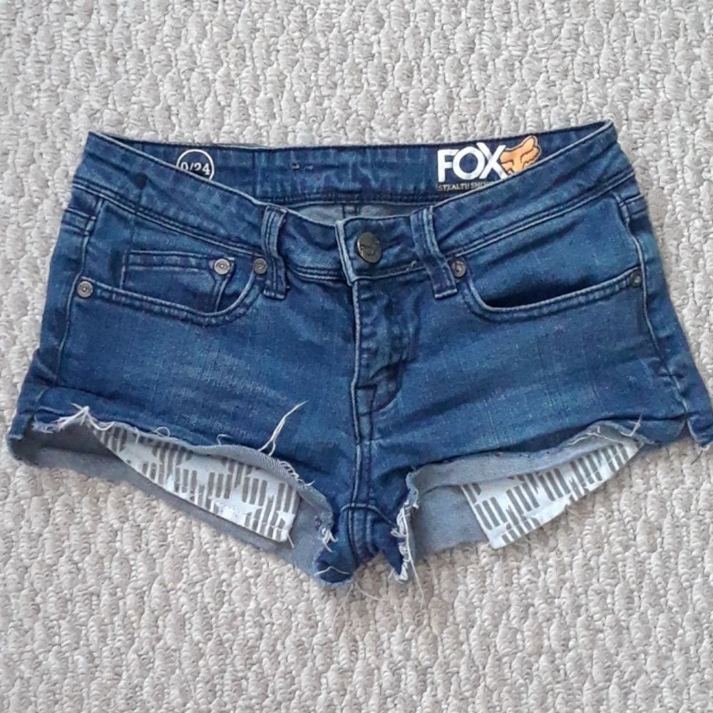 FOX stealth shorts~ 🖤